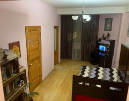 Продается 2 Комнатная квартира