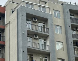 იყიდება სტუდიოს ტიპის ბინა