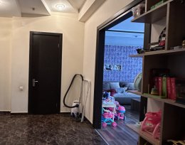 იყიდება 3 ოთახიანი ბინა