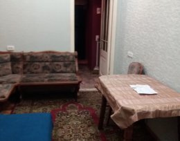 ქირავდება 2 ოთახიანი ბინა
