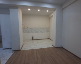 Продается 2 Комнатная квартира