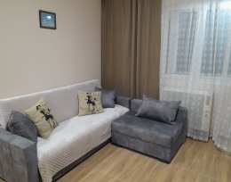 ქირავდება 2 ოთახიანი ბინა