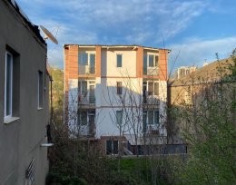 Продается 2 Комнатная квартира