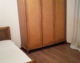 ქირავდება 2 ოთახიანი ბინა