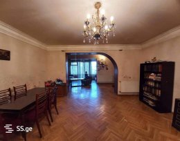Продается 3 Комнатная квартира