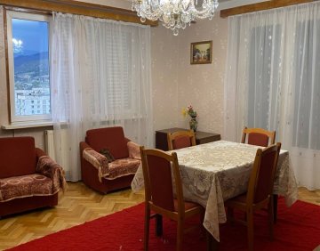 Сдаётся 3 Комнатная квартира