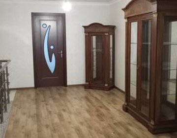 ქირავდება 4 ოთახიანი ბინა