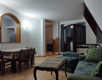 ქირავდება 2 ოთახიანი ბინა