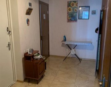 For sale 4 room flat