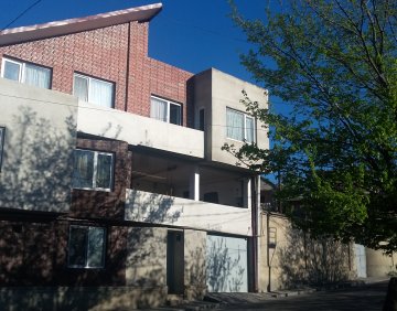 For sale 300 m² house