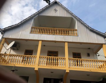 For rent 650 m² house