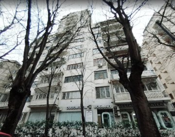იყიდება 3 ოთახიანი ბინა