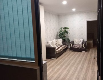For rent 300 m² house