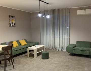 Сдаётся 2 Комнатная квартира