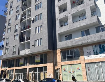 იყიდება 3 ოთახიანი ბინა