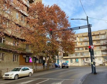 იყიდება 5 ოთახიანი ბინა