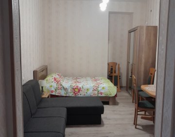 ქირავდება დღიურად 1 ოთახიანი ბინა