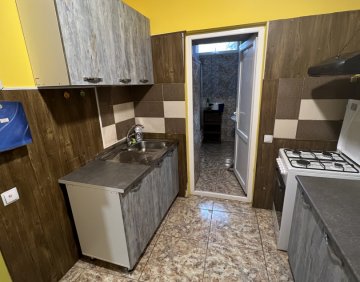For rent 4 room flat