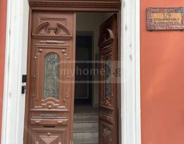 For rent 80 m² commercial premise