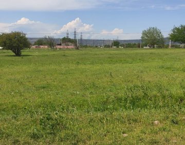 Продается 600 м участок