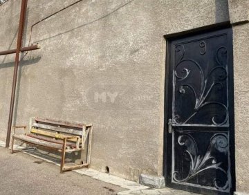 For sale 235 m² house