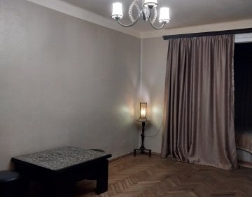 იყიდება 3 ოთახიანი ბინა