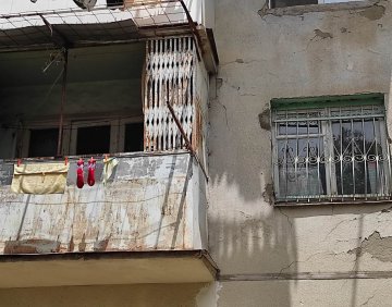 იყიდება 1 ოთახიანი ბინა