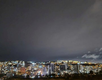 ქირავდება 2 ოთახიანი ბინა