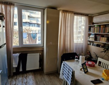 Продается 3 Комнатная квартира