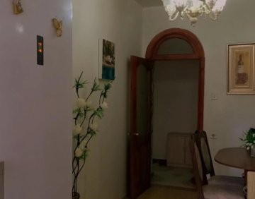 ქირავდება დღიურად 5 ოთახიანი ბინა