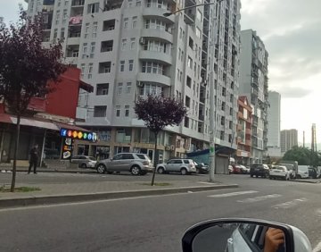 Сдаётся 2 Комнатная квартира
