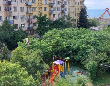 ქირავდება დღიურად 2 ოთახიანი ბინა