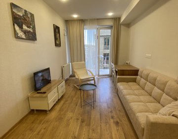 იყიდება 3 ოთახიანი ბინა