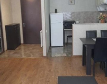 ქირავდება 2 ოთახიანი ბინა