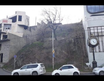 For sale 615 m² land