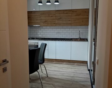 Сдаётся 3 Комнатная квартира