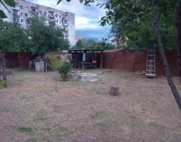 იყიდება 400 მ² მიწის ნაკვეთი