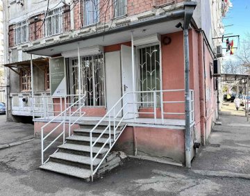 Продается 3 Комнатная квартира