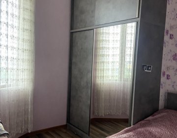 ქირავდება 3 ოთახიანი ბინა