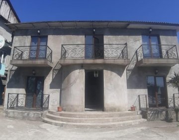 For sale 181 m² house