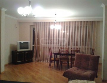 For rent 5 room flat