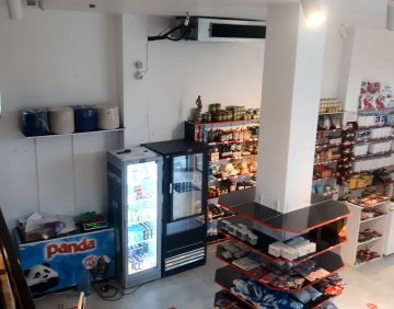 For rent 100 m² commercial premise