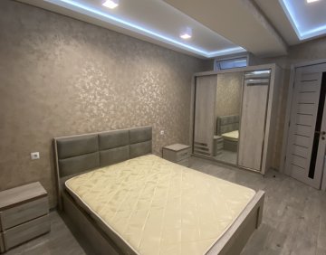 ქირავდება 3 ოთახიანი ბინა
