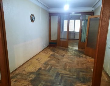 ქირავდება 3 ოთახიანი ბინა