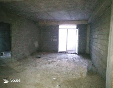 იყიდება 3 ოთახიანი ბინა
