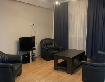 ქირავდება 4 ოთახიანი ბინა