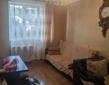 For sale 5 room flat