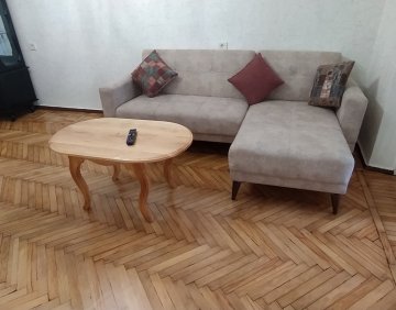 ქირავდება 3 ოთახიანი ბინა