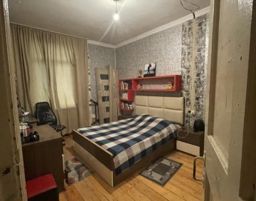იყიდება 3 ოთახიანი ბინა