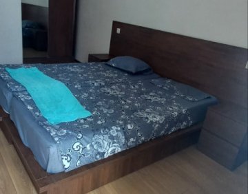 ქირავდება 2 ოთახიანი ბინა